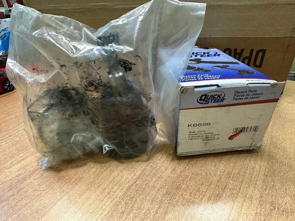 UPPER BALL JOINT FOR CHEVROLET AVALANCHE SILVERADO SUBURBAN H2 GMC SIERRA YUKON - Image 2 of 4