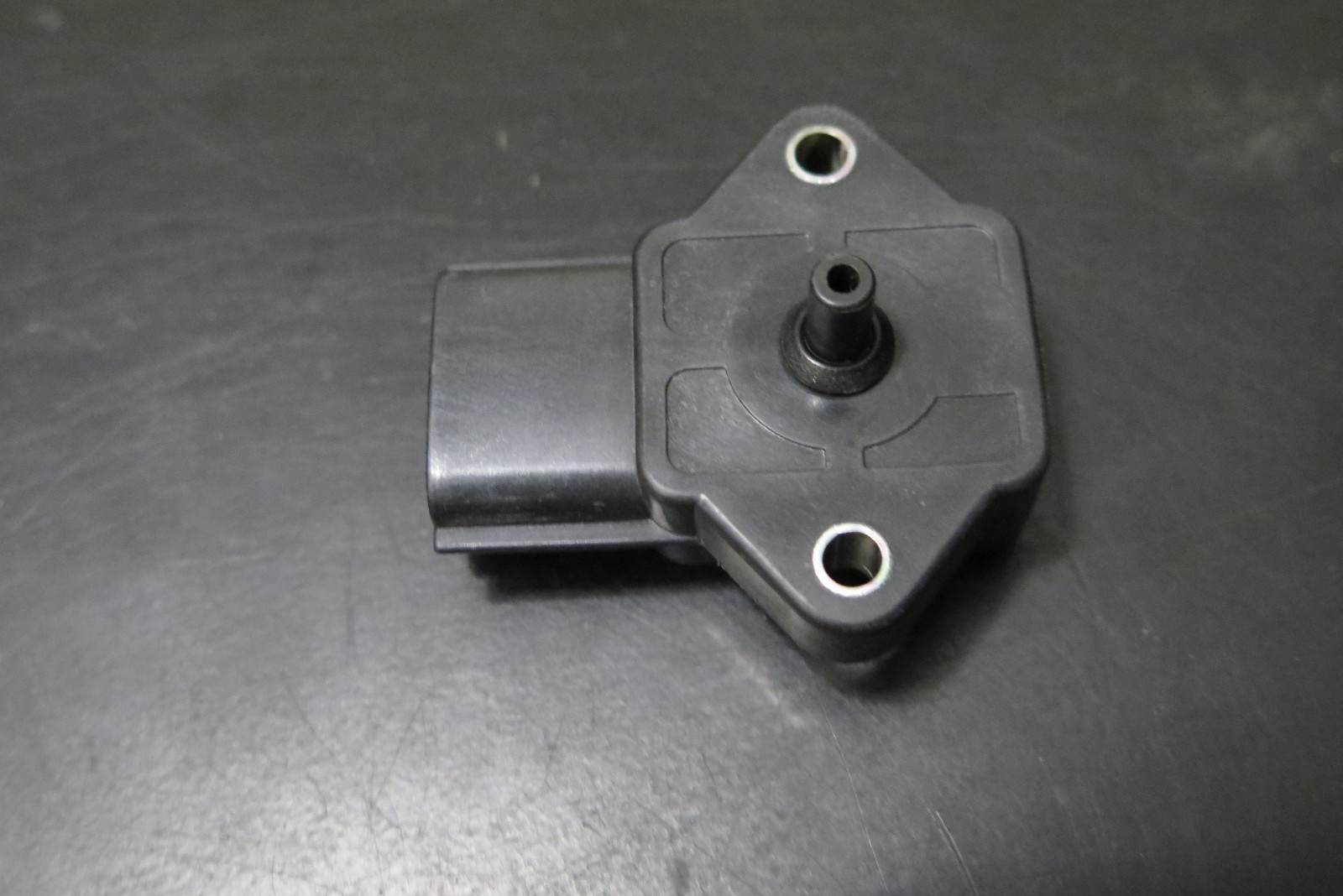 OEM Subaru 2.5l Hitachi Boost Sensor PS60-01 Forester Legacy Outback ...