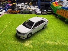 Kyosho 1/43 Toyota Allion White Diecast Model Car, #8484
