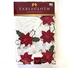 NEW Christmas Spirit Tablecloth 52”x 52” Bed Bath & Beyond 4 NapkinsPointsettias