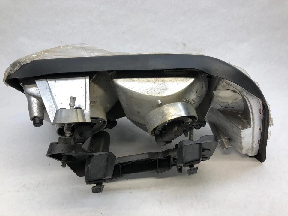 1998-2005 GMC Sonoma /Jimmy Passenger RH Side Headlight New Aftmkt *W/ Fog Light - Image 2 of 4
