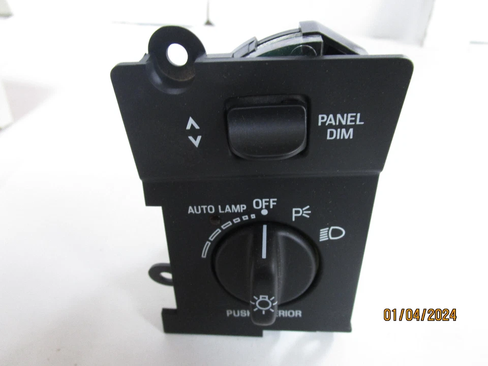 Headlight Switch Standard DS-614 fits 95-97 Lincoln Town Car - Image 2 of 4