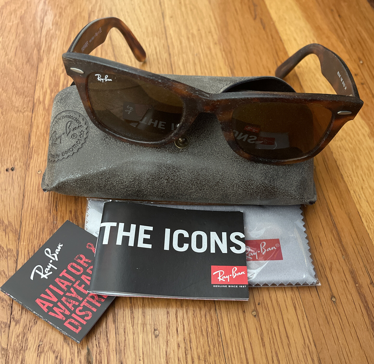 ray ban brown tortoise