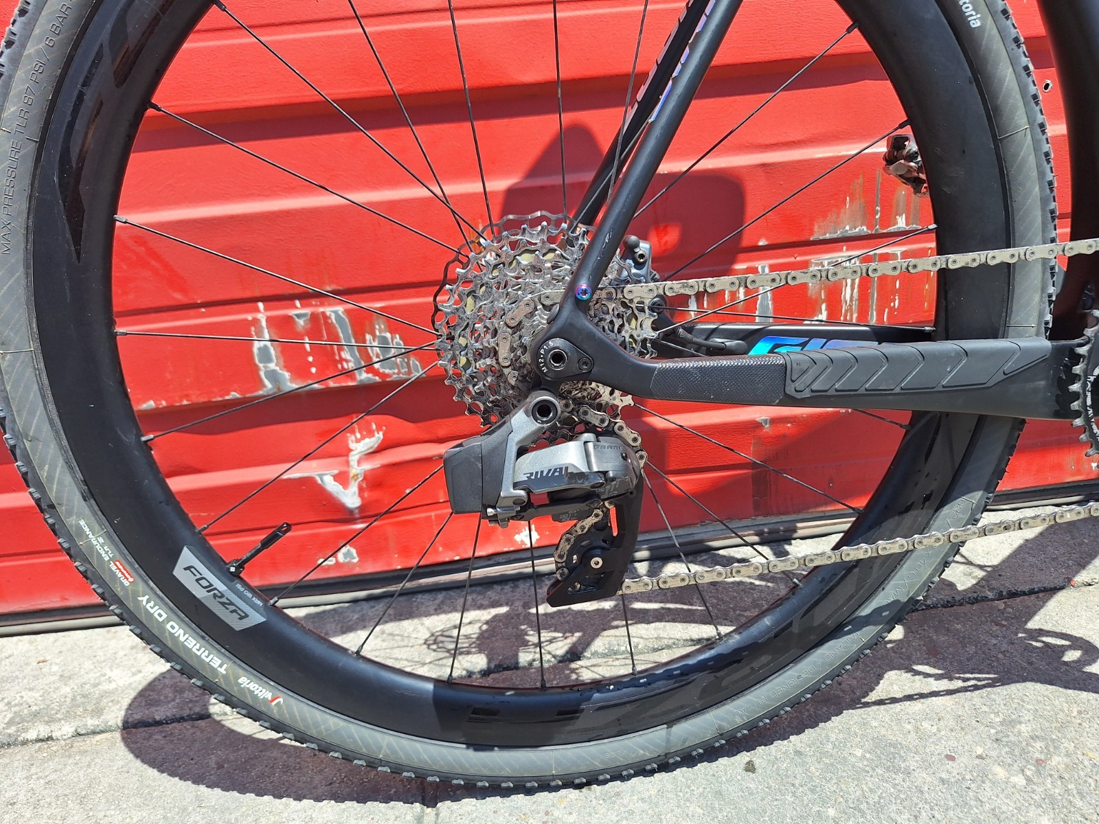 Bombtrack HOOK EXT-C 58cm Replica* Custom Carbon Gravel Build SRAM AXS,Forza
