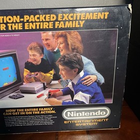 Console Nintendo NES Action Set (con scatola originale, controller, cavi)