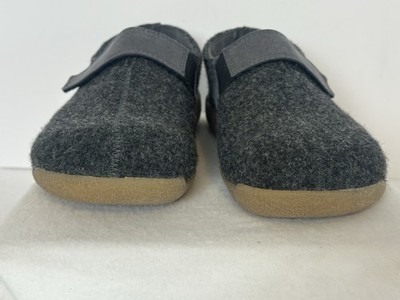 Sanita Varde Men\'s US 9/42 Gray Felt Wool Adjustable Strap Shoes Unisex Slipper Varde Unisex Slipper in Charcoal | Sanita main image 4