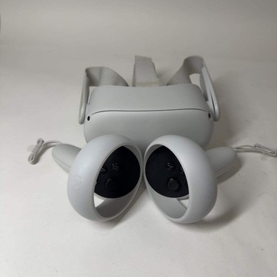 Oculus Quest 2 64GB Standalone All-In-One VR Headset #KW49CM