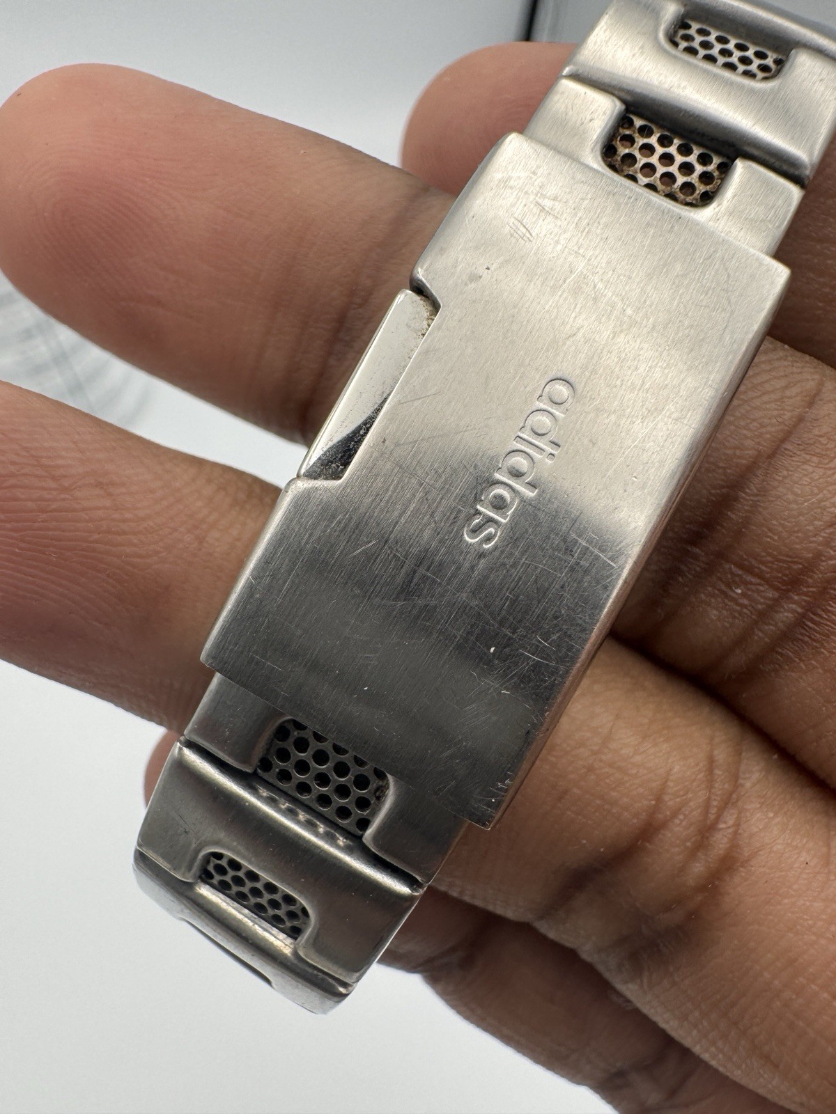 Adidas 316L Ladies Watch, working but crown is faulty. image 4