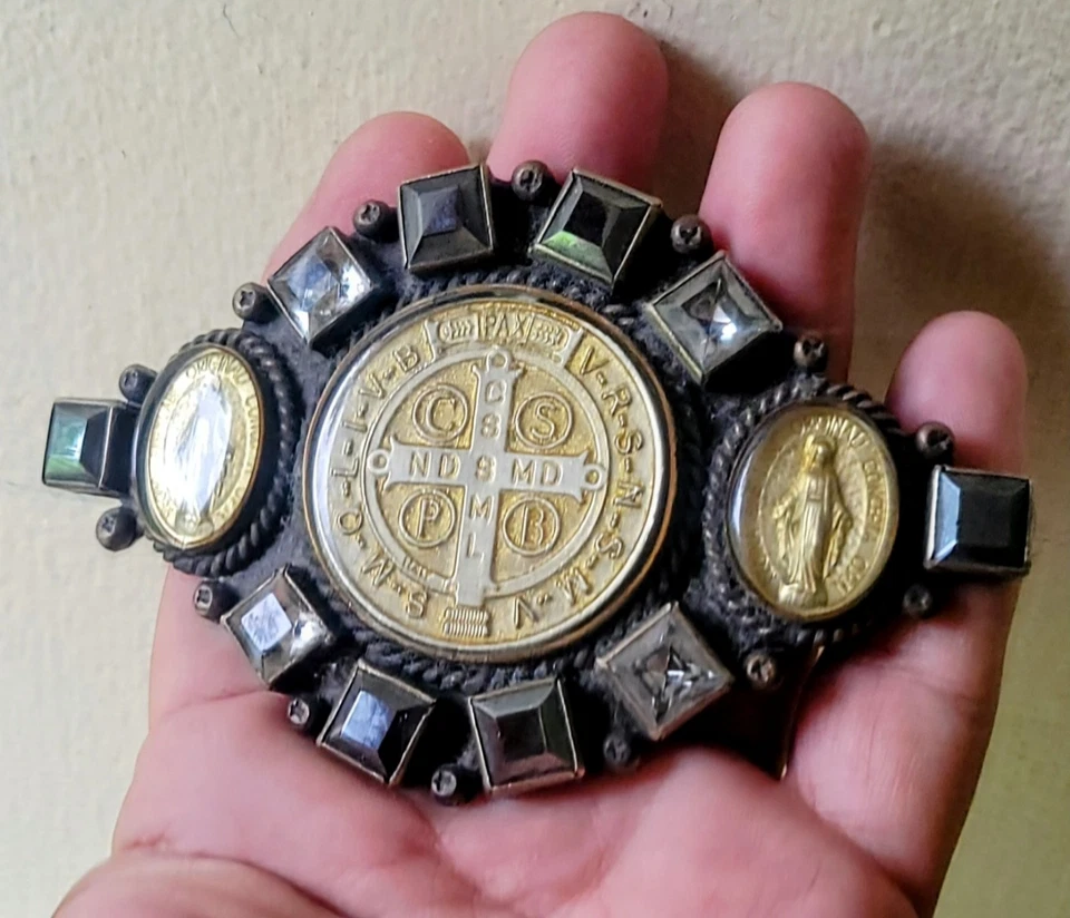 Virgins Saints & Angels Belt Buckle VSA Virgin Mary Cross Jeweled RARE - Image 3 of 4