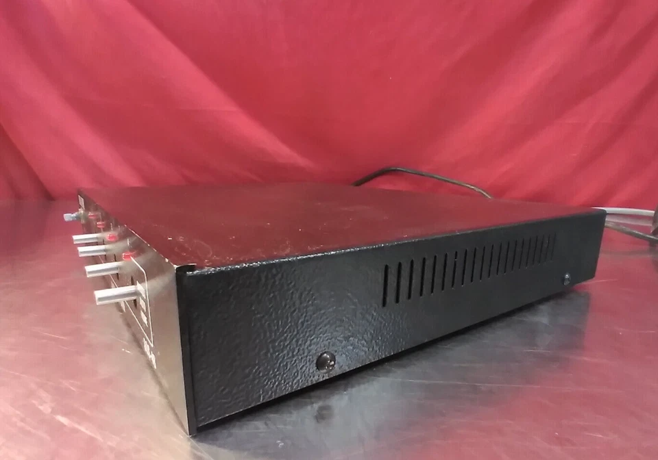 ProVideo SQS-4B, Four Position Sequential Auto Video Switcher, 120 V - Image 3 of 4