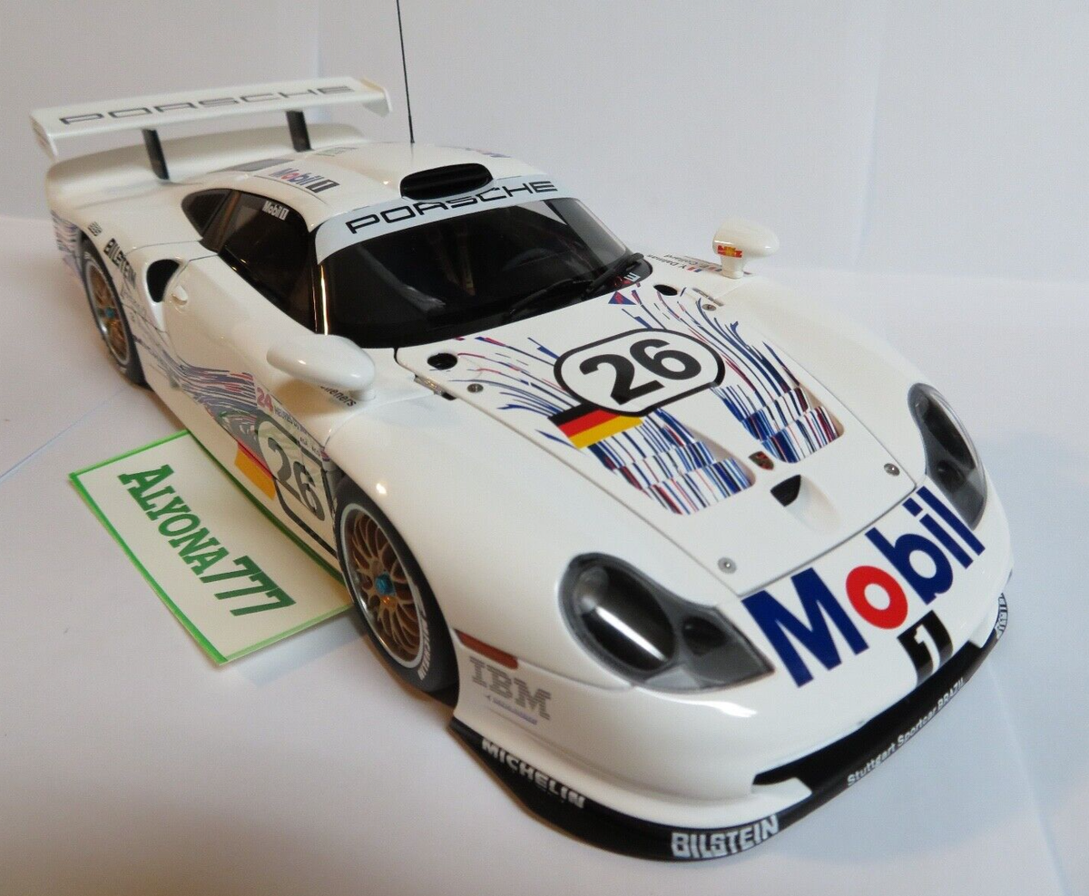 AUTOart Porsche 911 GT1 24Hrs Le Mans 1997 26 89773