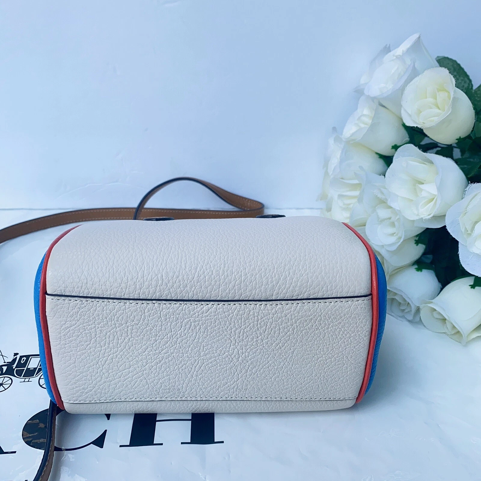 Coach Mini Tracolla Rowan nuova con etichette in colorblock CK455