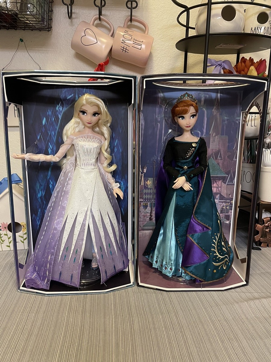 Disney Store Frozen II Queen Anna and Elsa Limited Edition