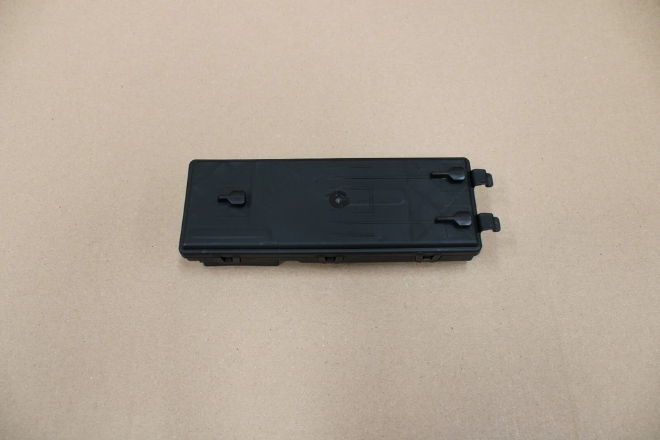 Centralina ECU VW Unità azionamento potenza portellone 5WA959107 - Immagine 2 di 3