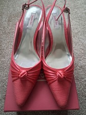 Jaques Vert Women's Shoes Size 7 In Peach