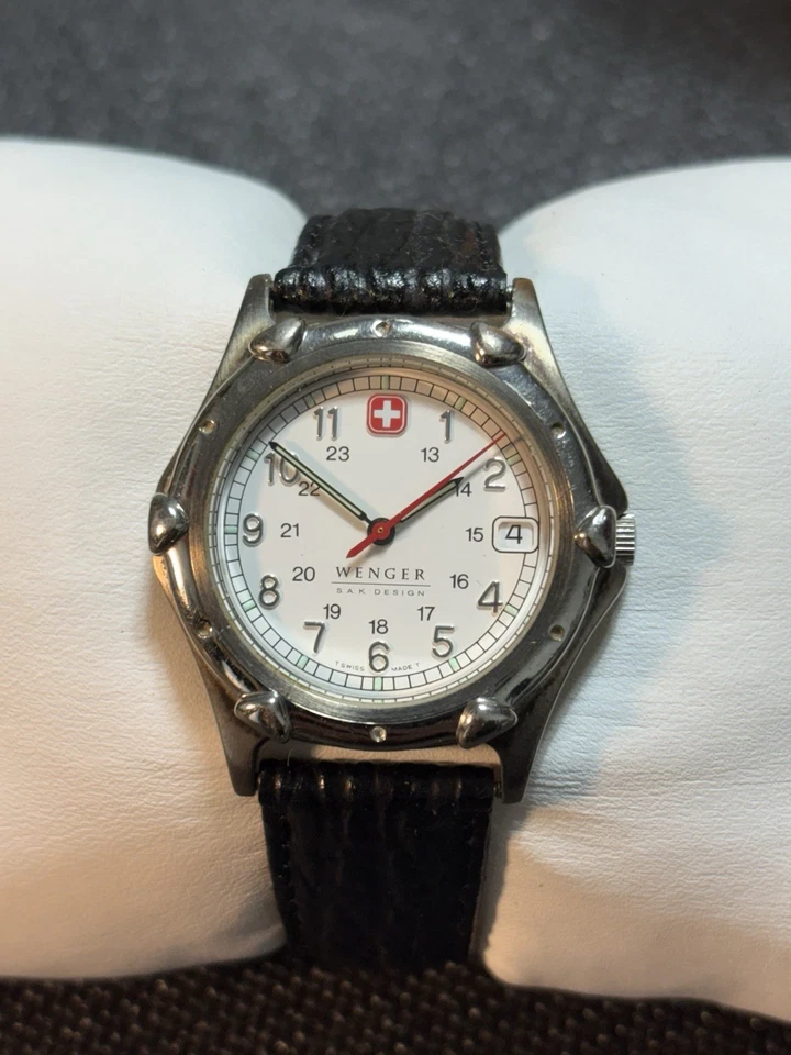 Swiss Army Wenger SAK Design 35mm Watch WR100M Military Time,Date,Black Band - Image 3 of 4