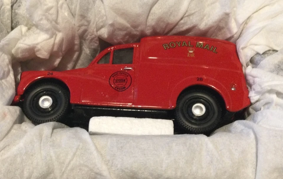 CORGI POV23 MORRIS MINOR 1000 VAN ROYAL MAIL PROMOD GRAHAN WARD BYPOST CRESTA - Image 2 of 4