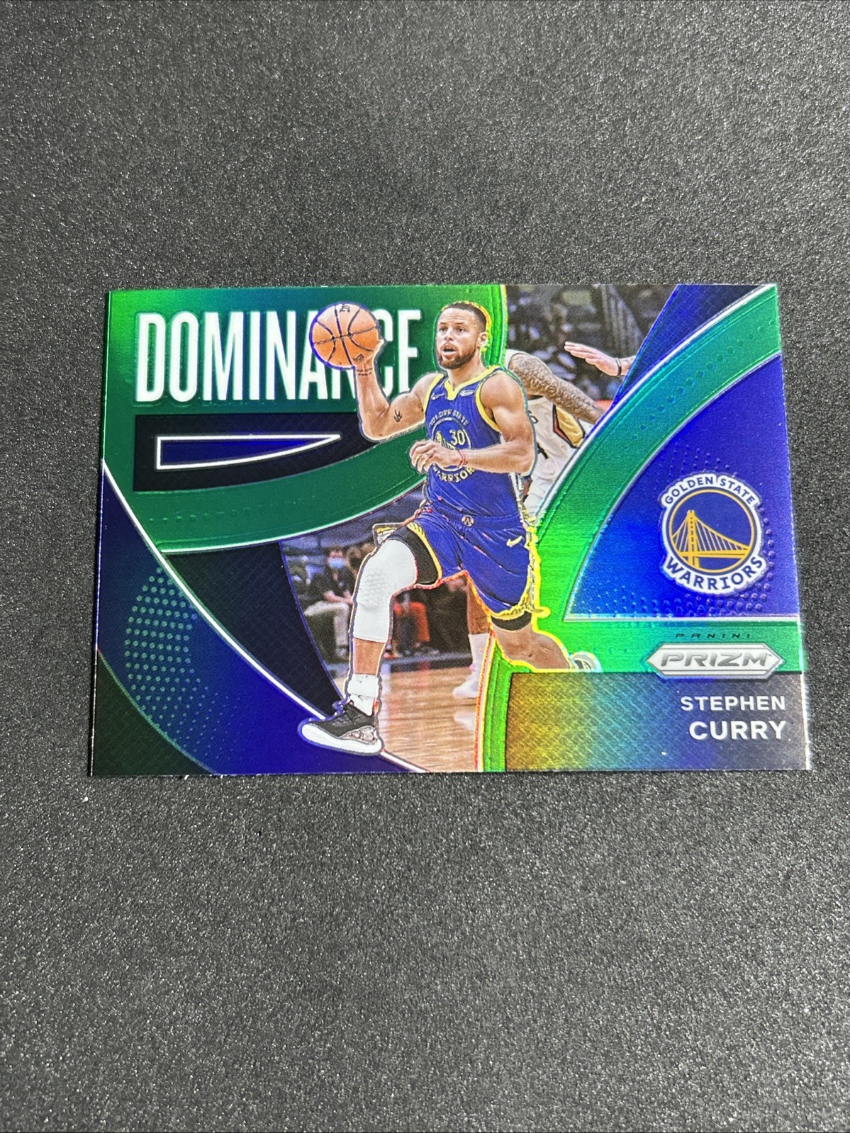 2021-22 Panini Prizm Dominance Green Prizm #14 Stephen Curry GS Warriors