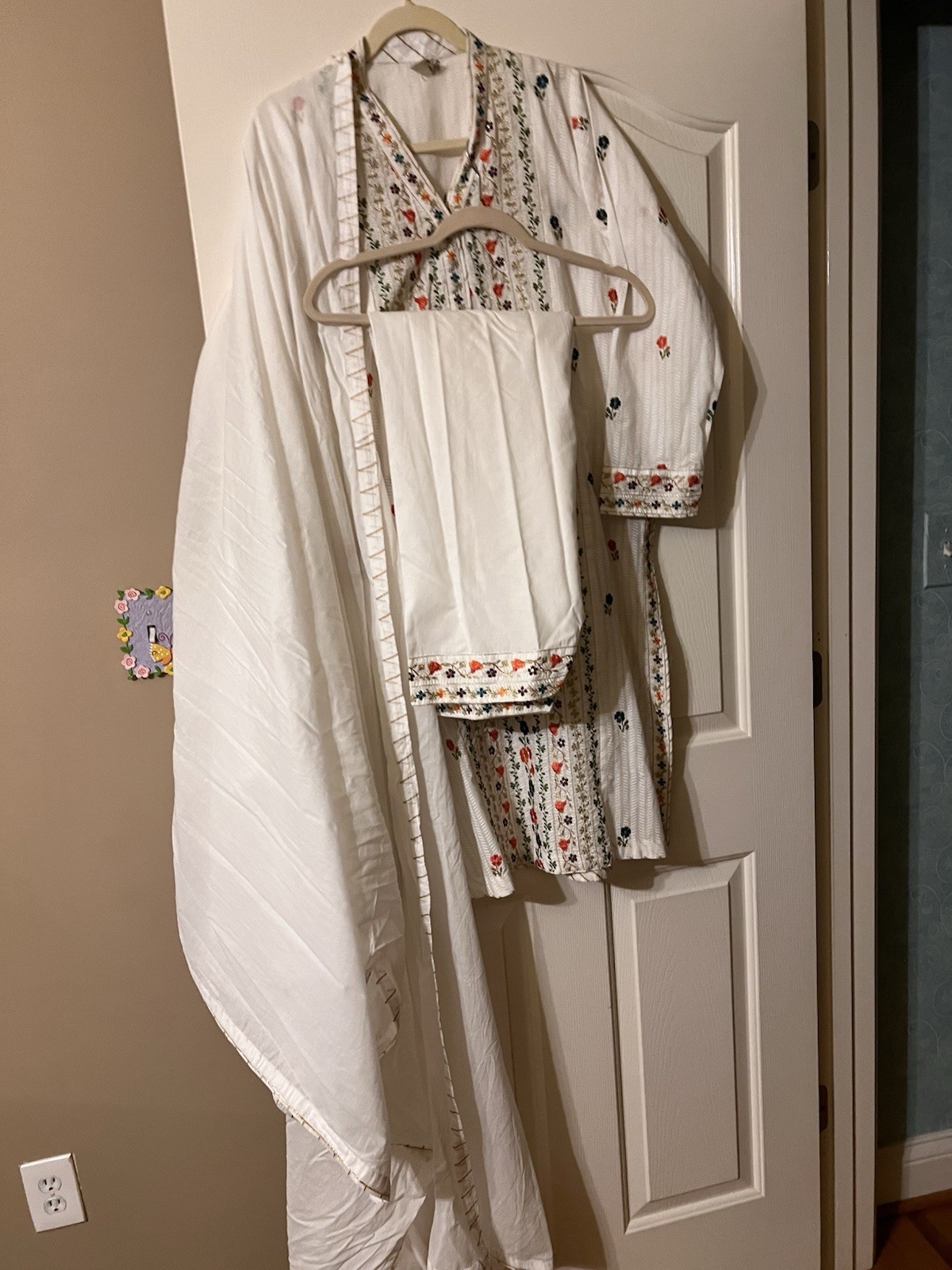 Shalwar Kameez 3-Piece Set Pakistani/Indian Summe… - image 8