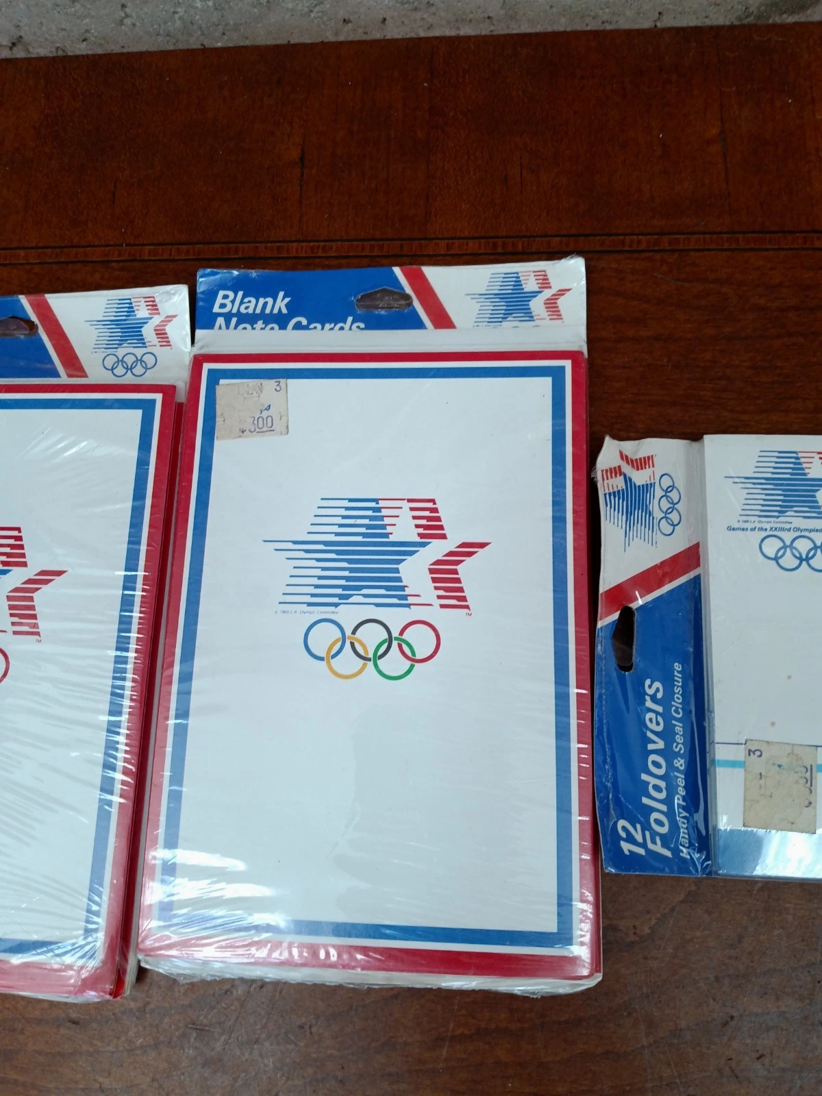 1984 OLYMPICS 12 FOLDOVERS HANDY PEEL & FACTORY SEALED COLLECTIBLES. Lot Of 3 image 3