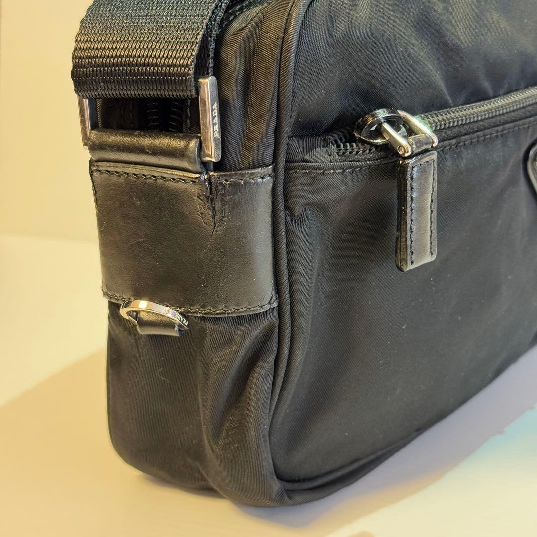 Excellent Condition PRADA Shoulder Bag Camera Bag   Model Triangle Logo Black thumbnail 2