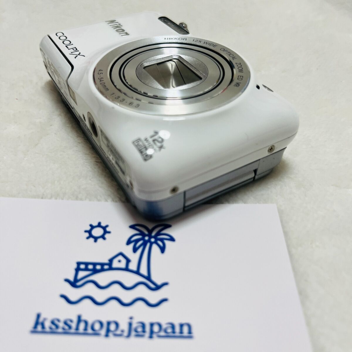 Nikon COOLPIX S6600 Natural White 16.0MP Digital Camera used Nikon COOLPIX S6600 Natural White 16.0MP Digital Camera used