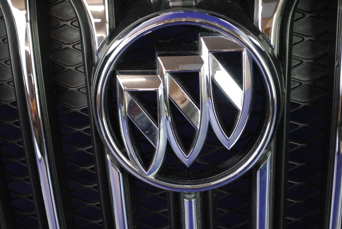 13-16 Buick Encore Front Upper Grille Chrome Emblem Black Mesh  