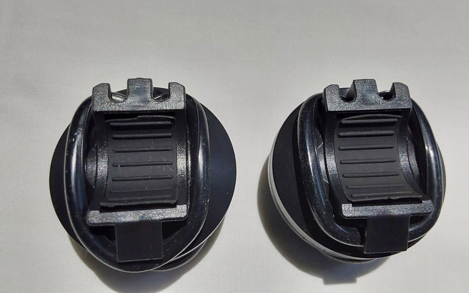 2X Bicycle Handlebar Light Mount Clip Rotate  Clamp Bike Flashlight Holder