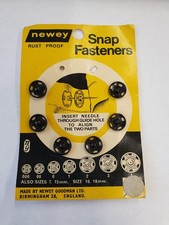 Vintage Newey 6 Snap Fastners  (Size 3)