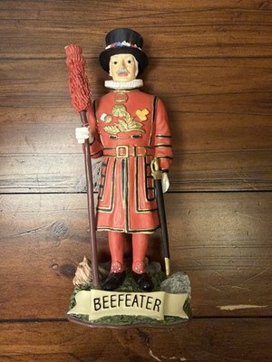 Beefeater Gin Yeoman Warder by House of Valentina Guard Tower of London Figurine