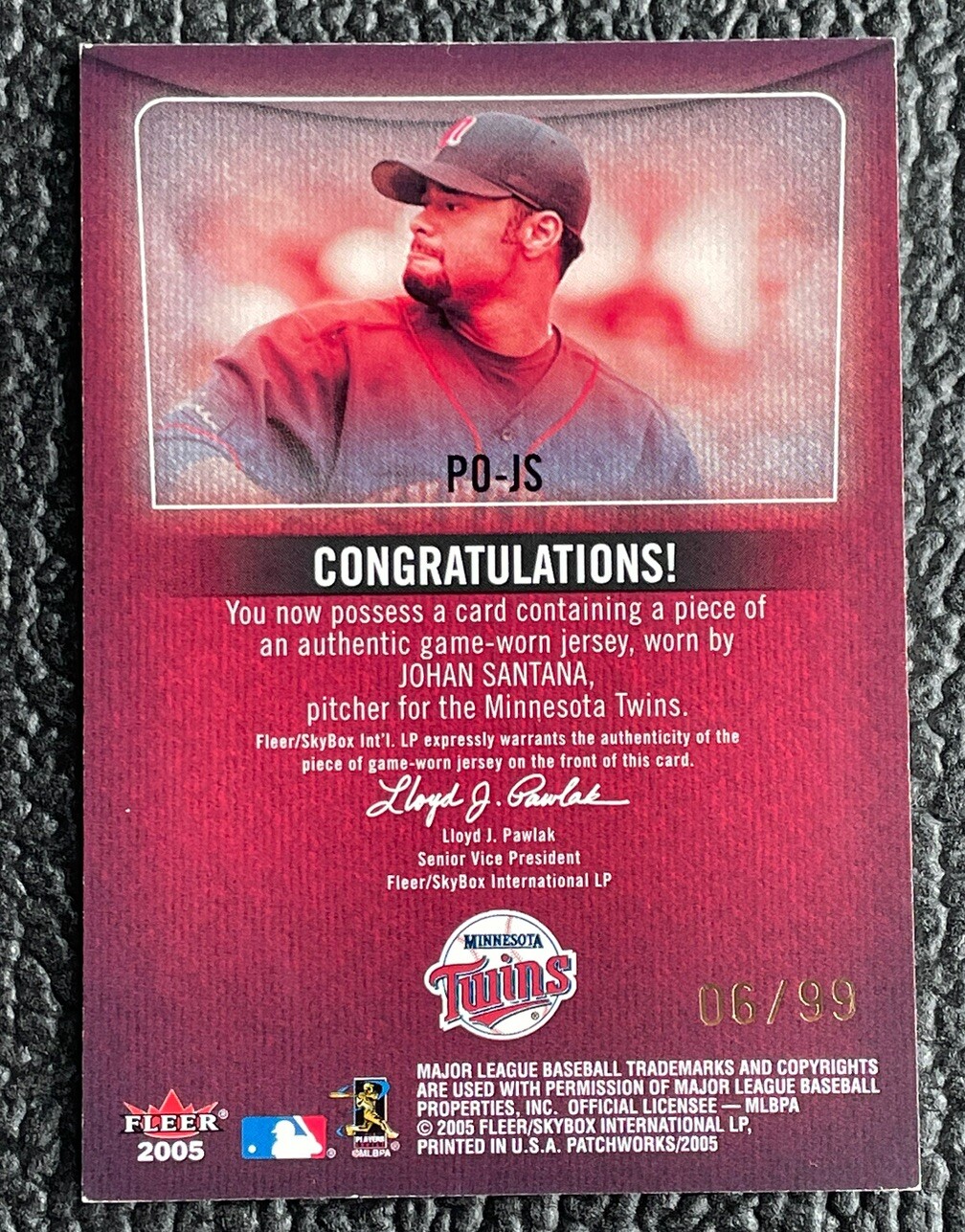 🔥JOHAN SANTANA 2005 PATCHWORKS POJ GAME USED MLB LOGOMAN PATCH #'D /99!🔥TWINS! view 2