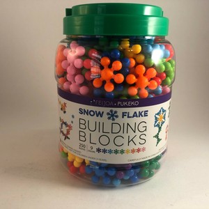250 Piece Mega Set of ... Snowflake Building Blocks Kids STEM Educational Toys