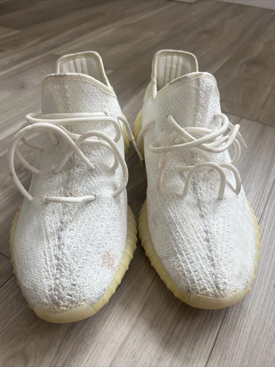 Yeezy boost 350 v2 hotsell triple white kid sizes