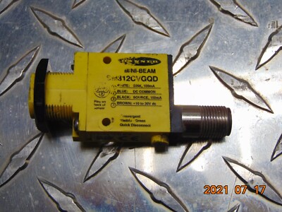 BANNER SM312CVGQD MINI-BEAM SENSOR CONVERGENT QUICK DISCONNECT 50985