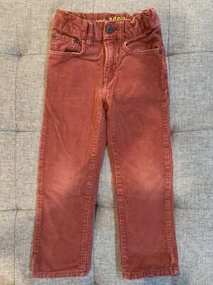 Kids corduroy pants. Giving vintage vibes. Rust colored unisex SIZE 4Yrs 