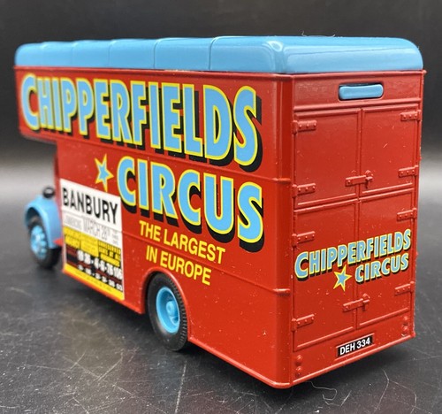 Corgi Classics Chipperfields Circus ~ BEDFORD PANTECHNIICON BILLY SMEE WARDROBE - Picture 3 of 19