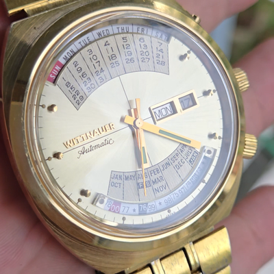 Vintage WITTNAUER 2002 Perpetual calendar men's automatic watch