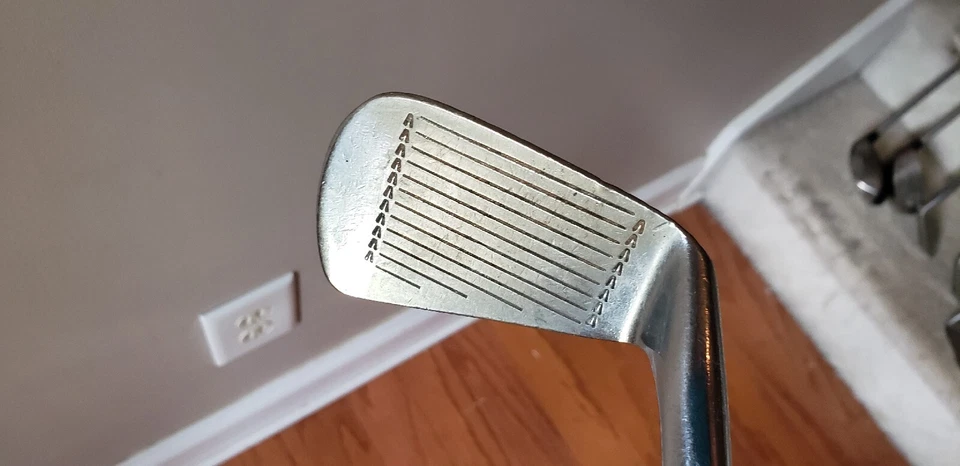 Powerbilt Citation LEVELUME 8-Iron LH Horseshoe Logo SEE PHOTOS & DESCRIPTION - Image 3 of 4