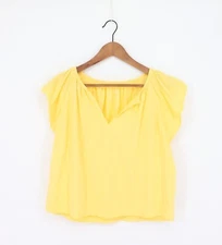 VELVET By Graham & Spencer Adley Vintage Slub V Neck Top Daisy S $149 H9