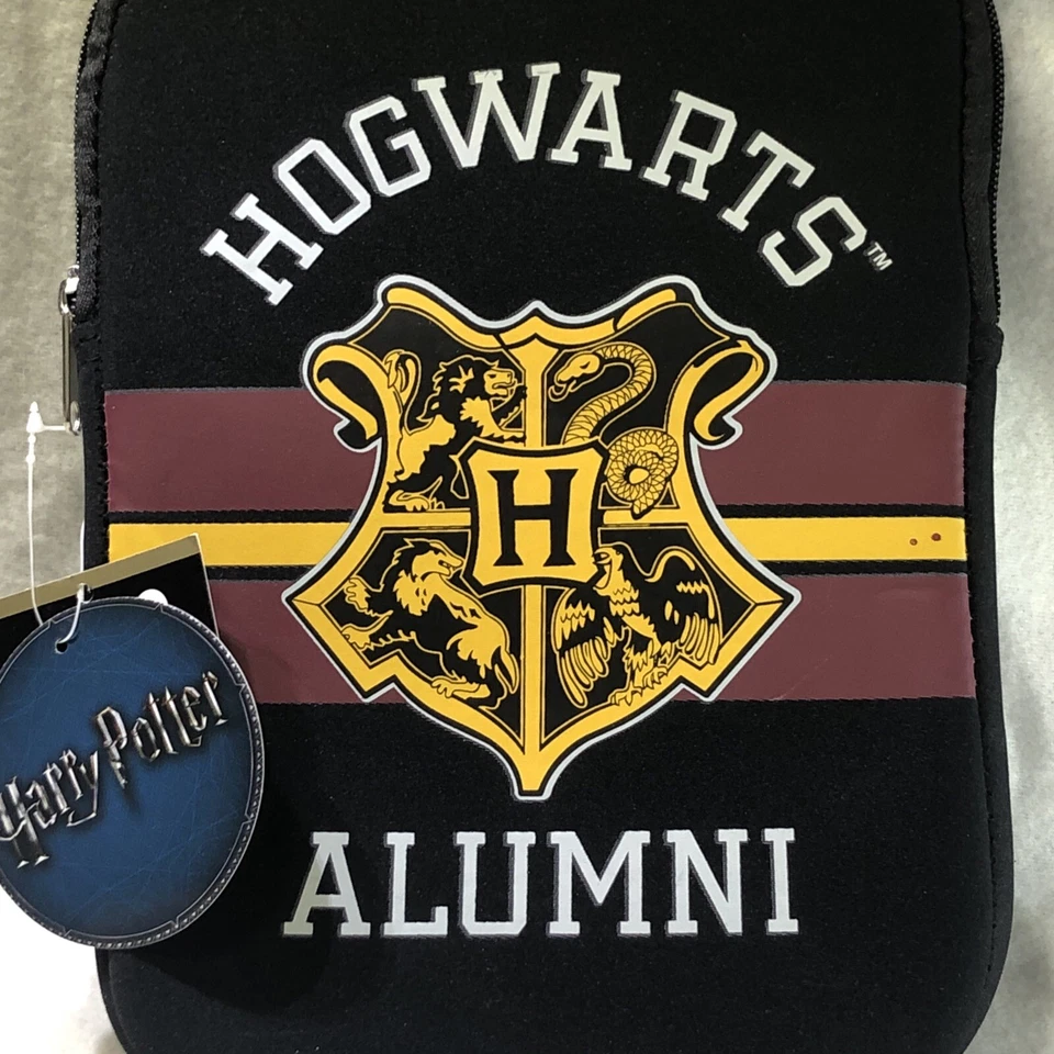 Harry Potter Hogwarts Alumni Tablet Zipper Sleeve Case w/ pocket - New with Tags - Image 4 of 4