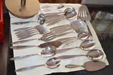 32 teile  BESTECK RONEUSIL und E.D. WÜSTHOF/SOLINGEN