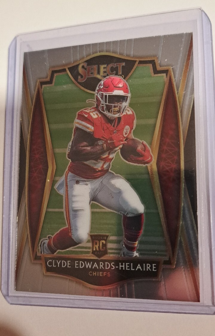 2020 Panini Select Clyde Edwards Helaire Premier Level #154 RC Card! CHIEFS