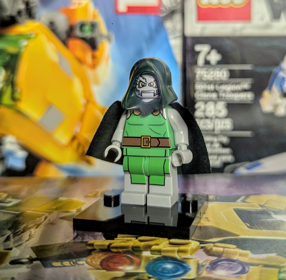 Marvel Doctor Doom Custom Lego minifigure 76005 Spiderman Daily Bugle