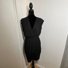 Express Women's Black Solid Dress Pleated V-Neck Knee Length Zip M