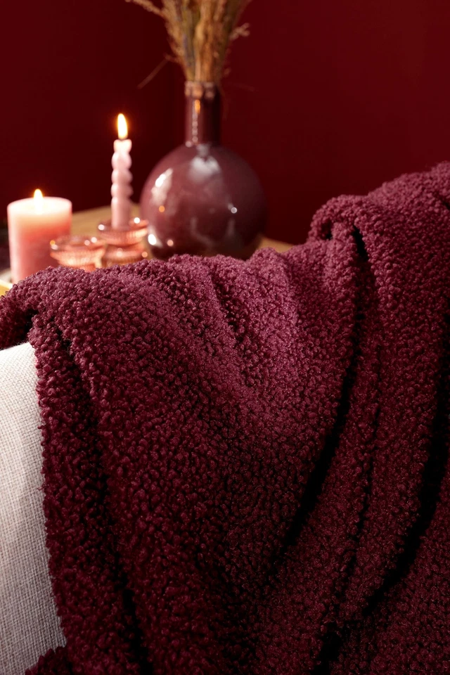Biederlack Kuscheldecke Plüschdecke 150x200 BoucleTeddy berry uni weinrot 812360 - Bild 3 von 4