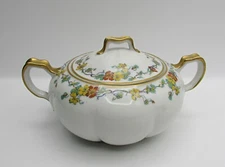 Haviland Nasturtium Covered Sugar - Schleiger 704   FN 33743