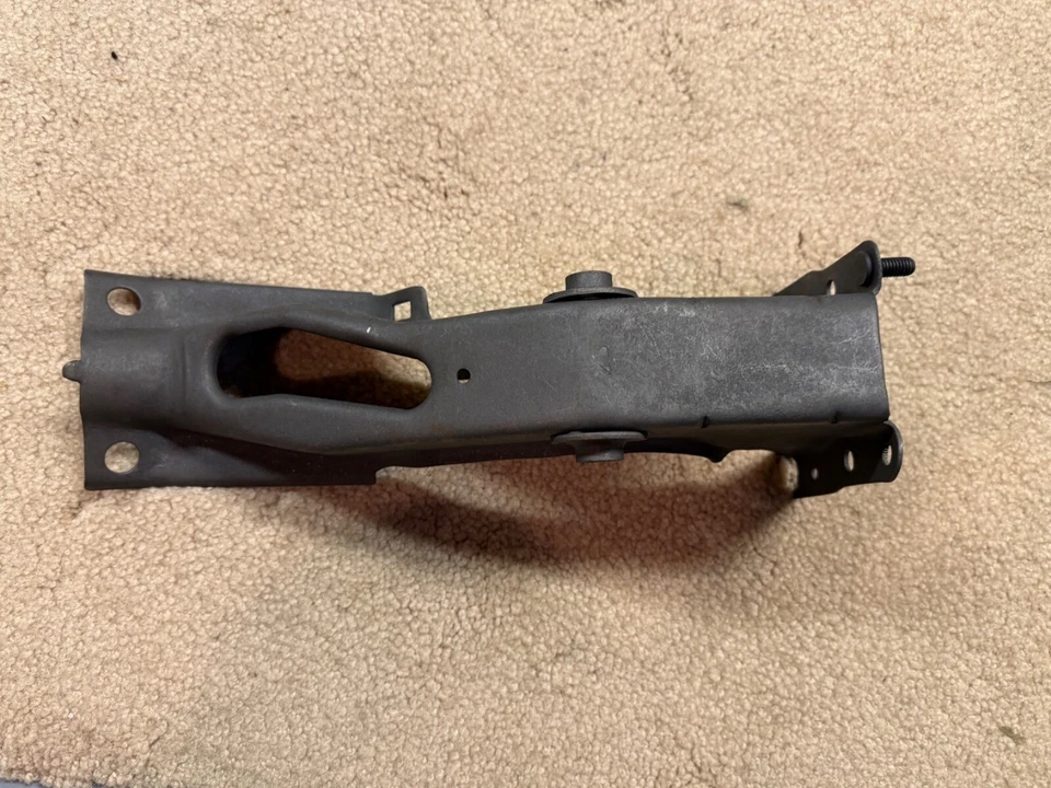 Chevy 1965-66 embrague y suspensión de pedal de freno genuino GM original de fábrica Foto 4 de 4