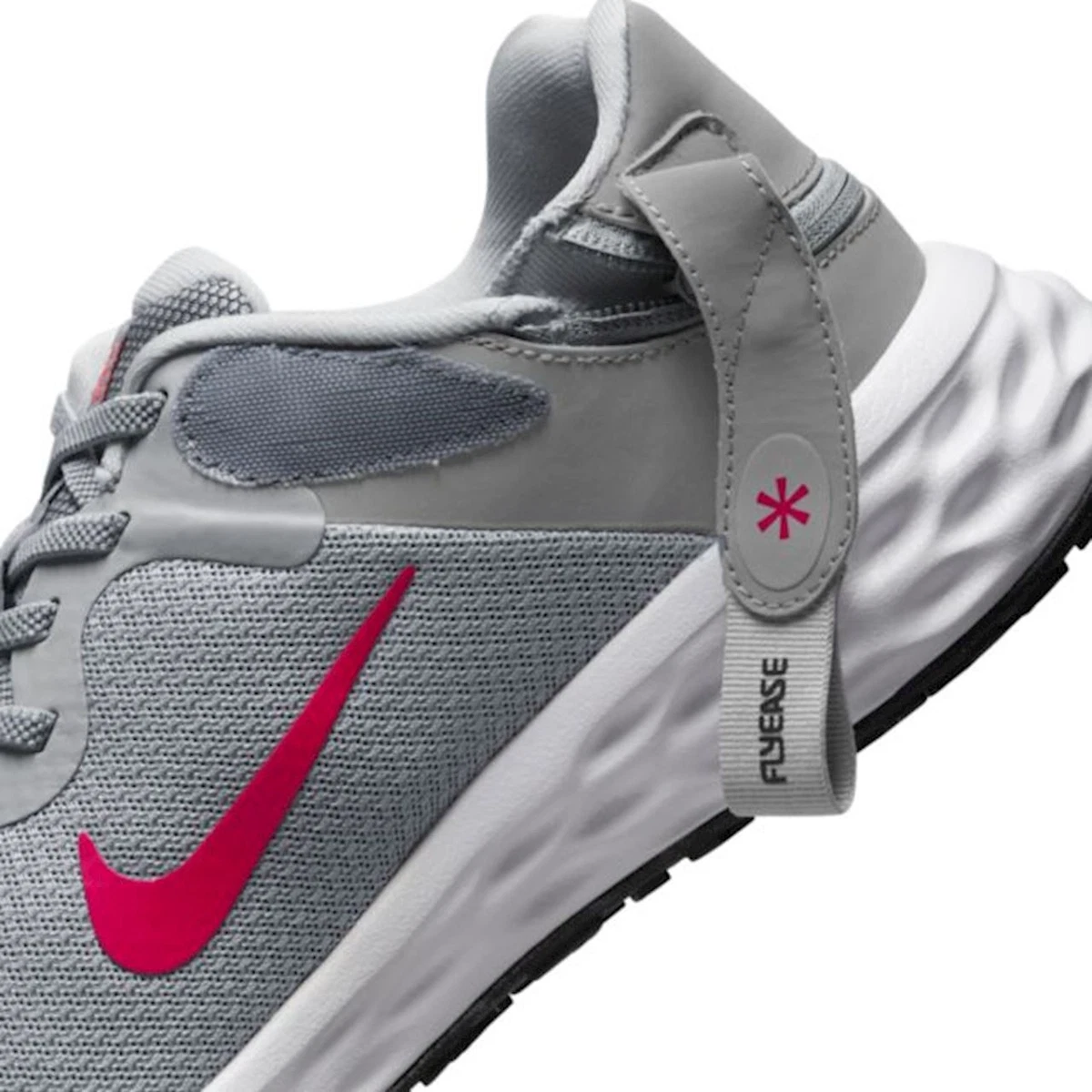 Nike revolution 4 sales flyease extra wide