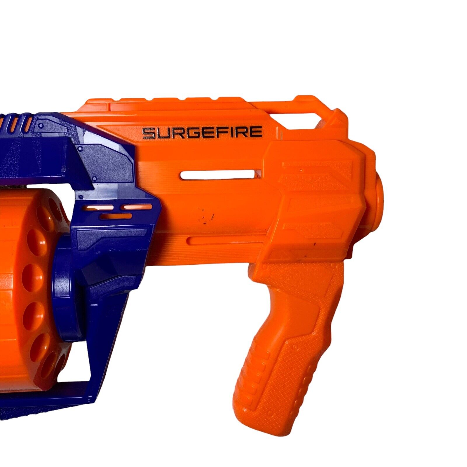 Nerf Elite Surgefire et 15 Flechettes Nerf Elite Officielles