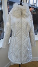 Stunning Cream Quilted Coat With Fabulous Faux Fur Collar Sz L